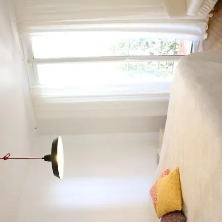 Sleeps 4 Wifi * Cannes