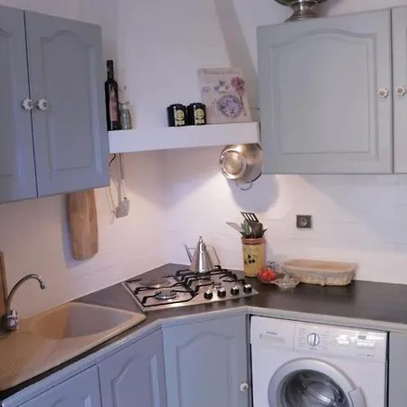 Sleeps 4 Wifi Cannes